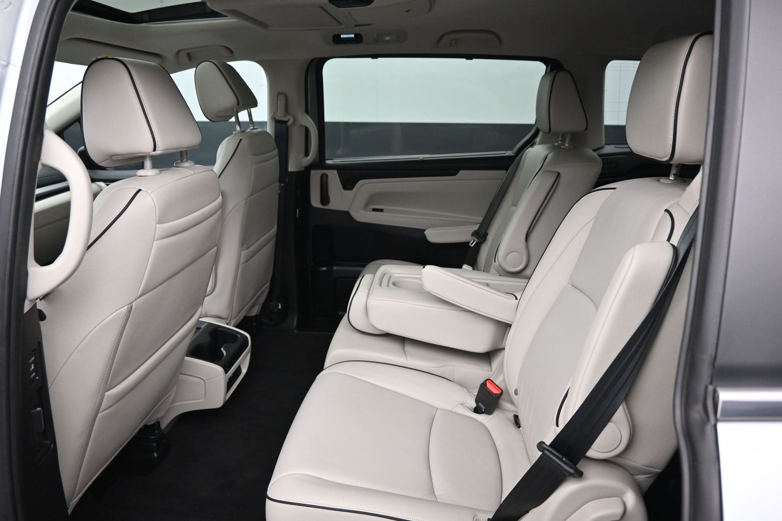 Honda Odyssey Backseat View automotive photography